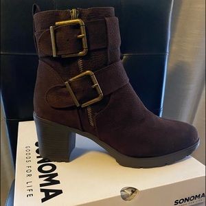 NEW!!!!!! Beautiful ankle boots w/ hardware buckle